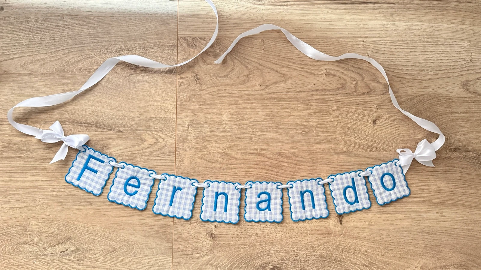 Guirnalda Bordada personalizada 